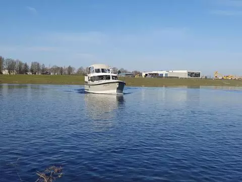 delos yachtcharter holland