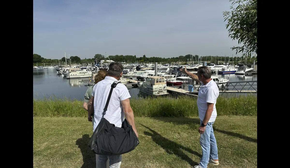 Your Linssen Boating Holidays partner shows you the port / marina