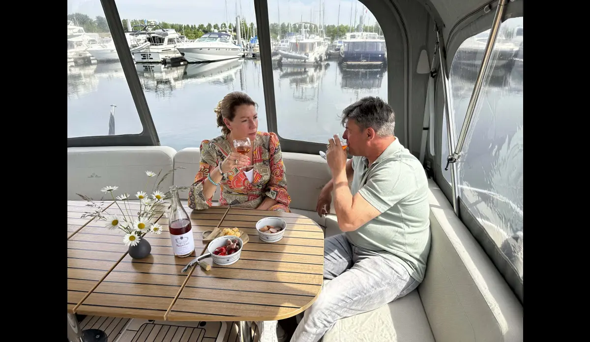Experience the comfort of a Linssen yacht