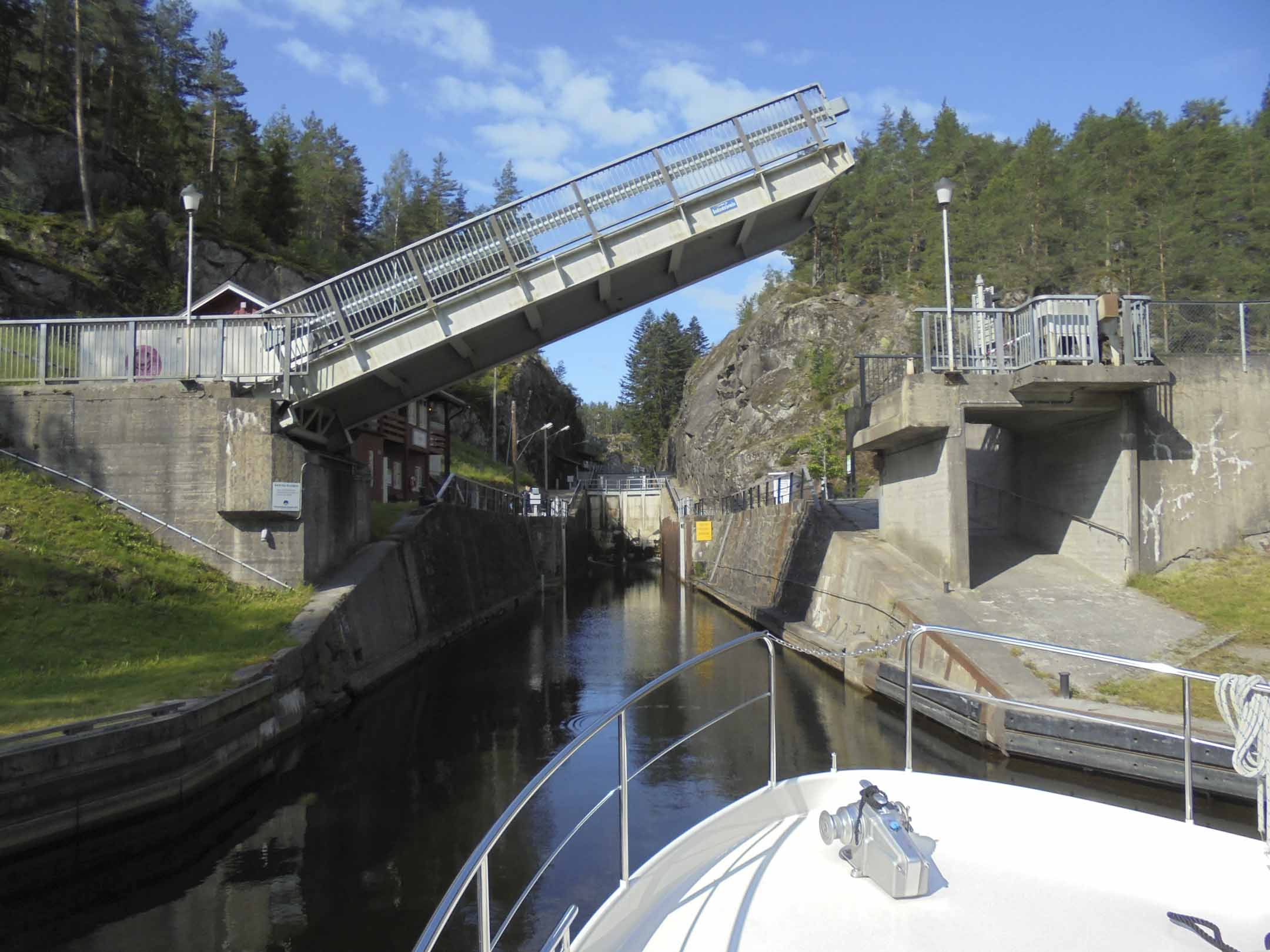 Linssen to The Løveid locks on the Telemark canal